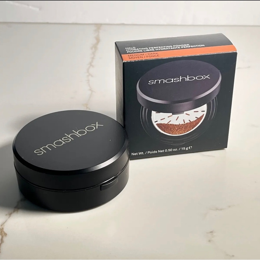 Dark Smashbox Halo Hydrating Perfection Powder